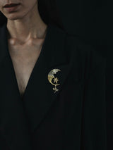 SUN &MOON PIN BROOCH 橘さくら ASTROLOGY BOOK 2026 付き