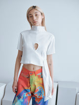 HOLE TEE ショート丈モックネックTシャツ