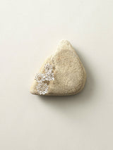 深川瑞恵 石とガラスのオブジェ <stone to burgeon(芽ぶく石)> 5