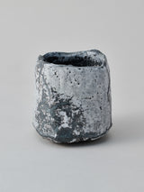 林友加 志野湯呑 A (黒グレー・縦)