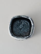 林友加 志野湯呑 A (黒グレー・縦)