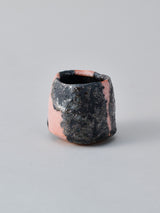 林友加 志野ぐい呑み B(ピンク濃グレ-・縦)木箱付き