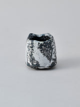 林友加 志野ぐい呑み D(黒グレ-・縦四角)木箱付き