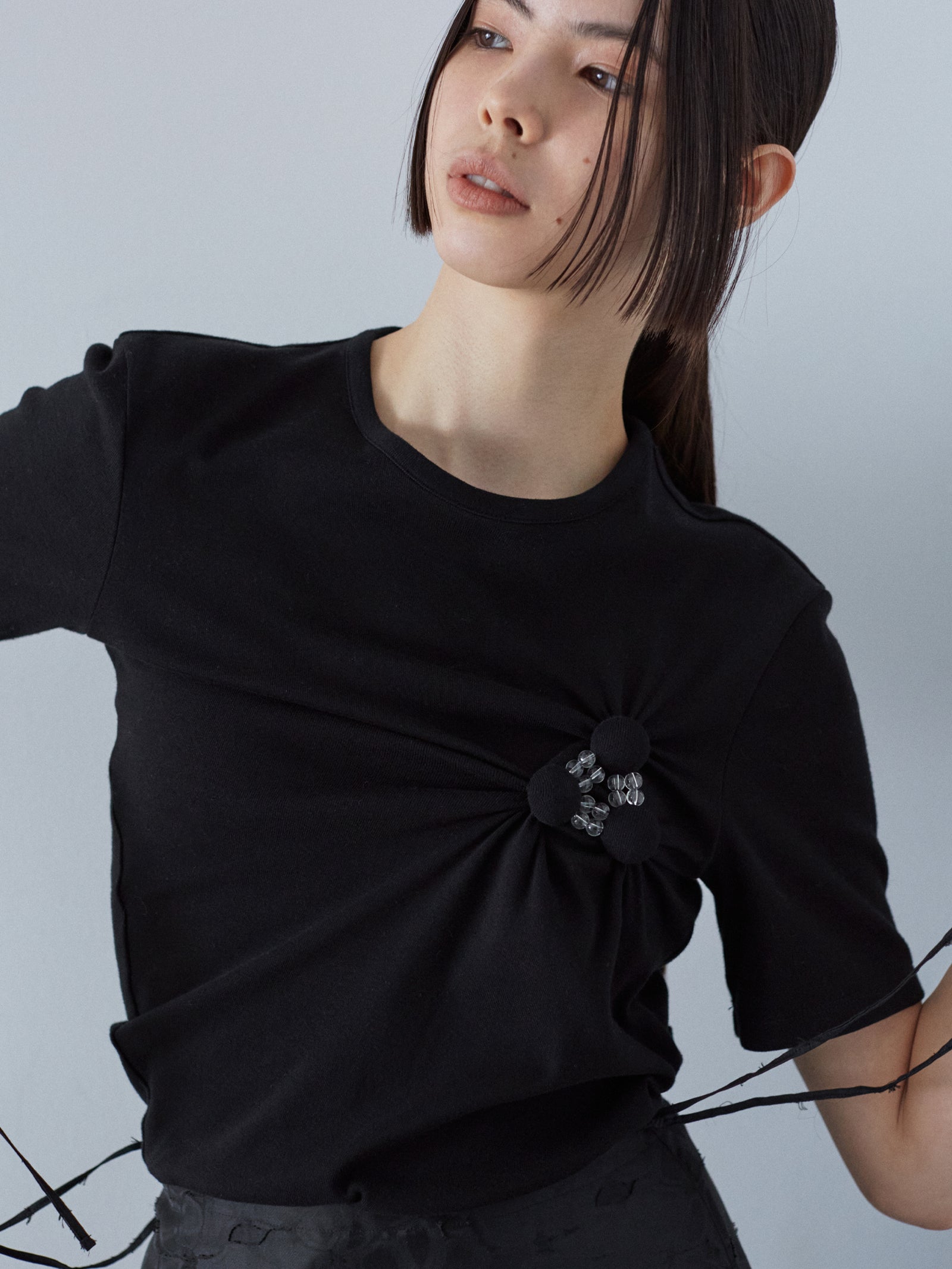 RIV NOBUHIKO（リブ ノブヒコ）ACHI T-SHIRT ビーズ刺繍