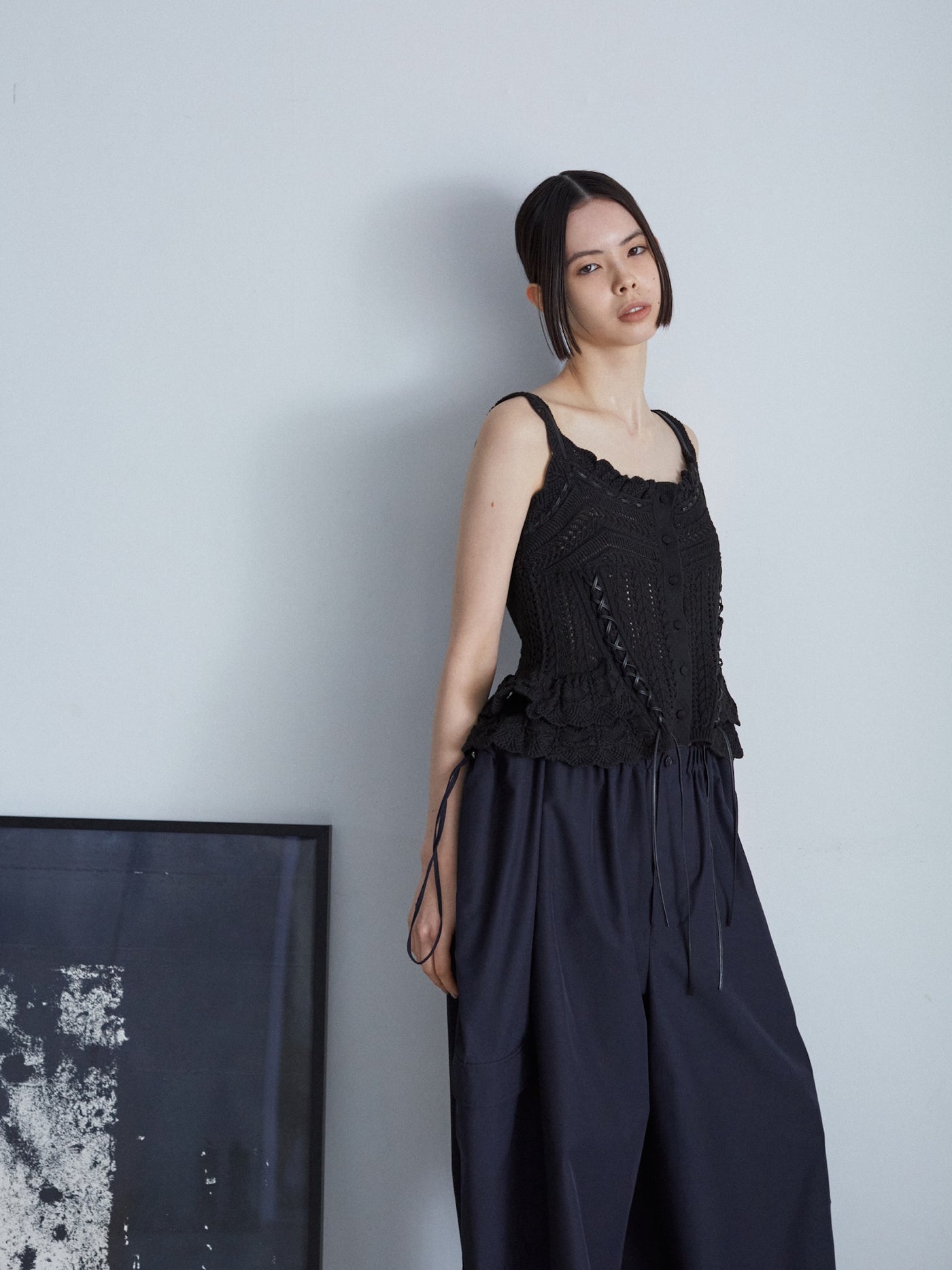 tanakadaisuke（タナカダイスケ）lace up ribbon knit camisole