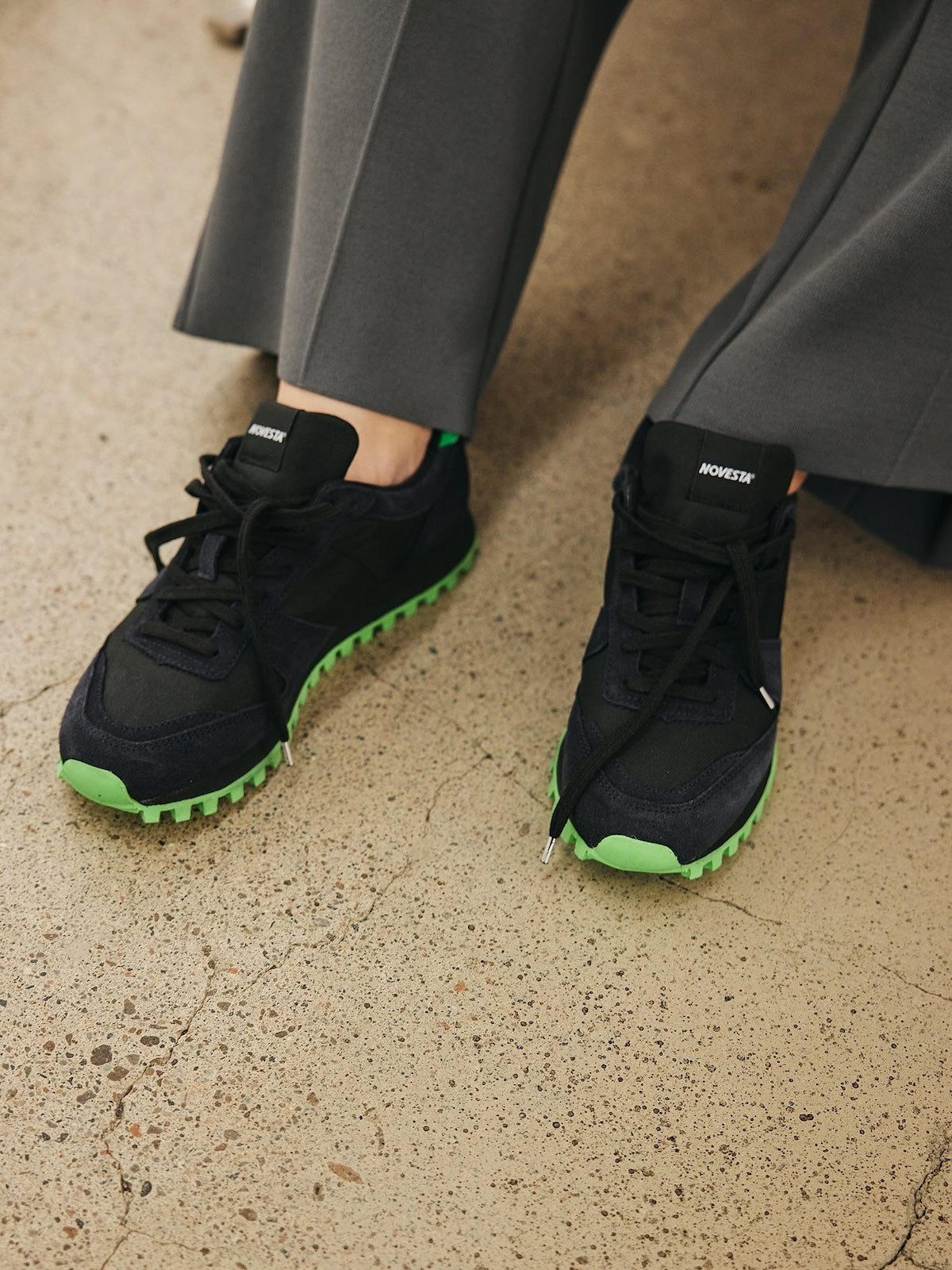 MARATHON TRAIL D.NAVY/GREEN スニーカー