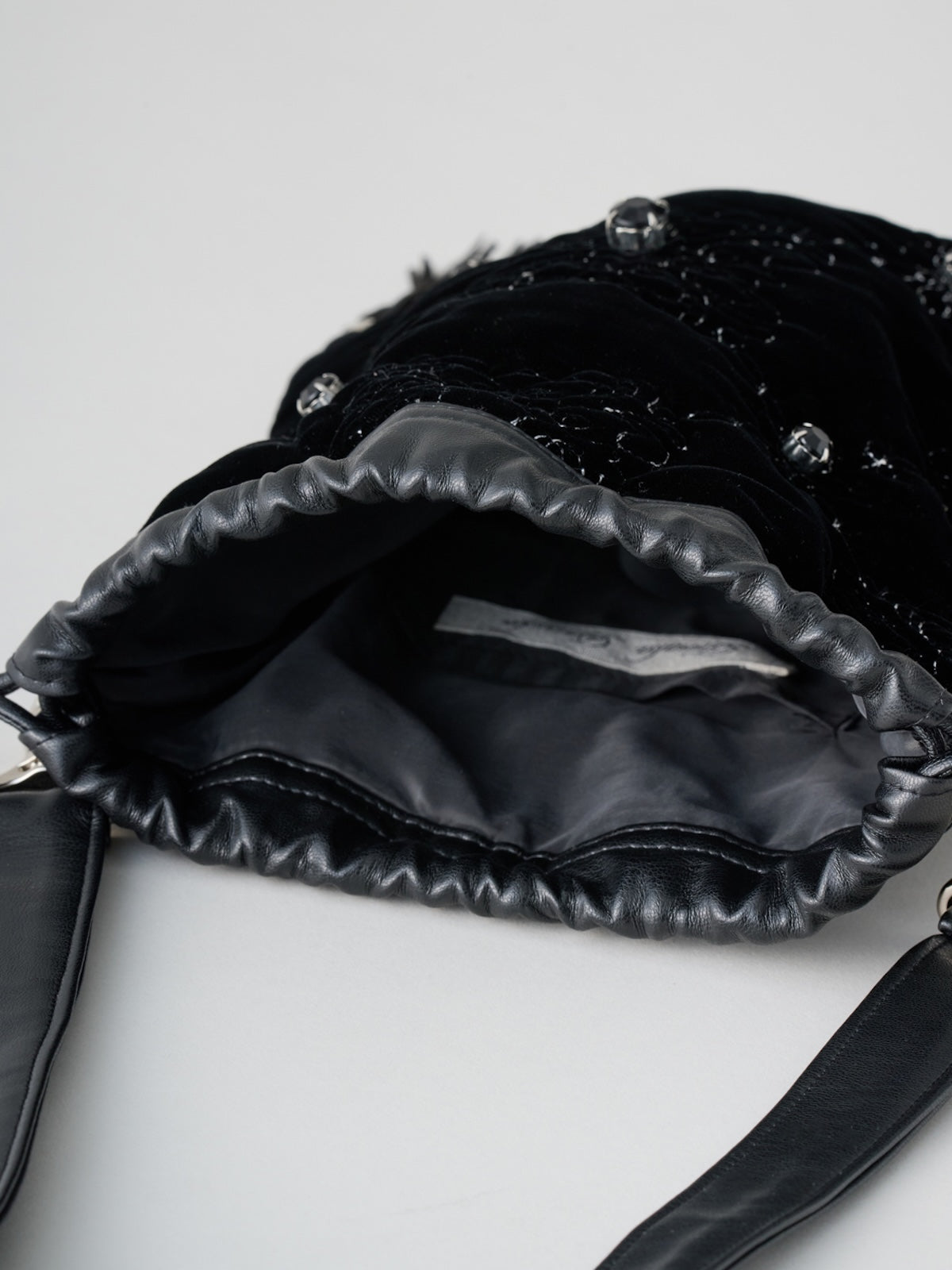 【新品】【最終値下】タナカダイスケ quilted drawstring bag 新品】タナカダイスケ quilted drawstring bag|mercariメルカリ