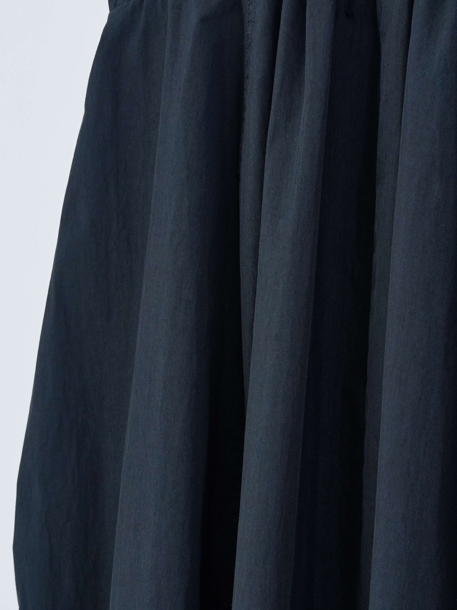 Ying Dress / Black コクーンシルエットキャミドレス – Numero CLOSET