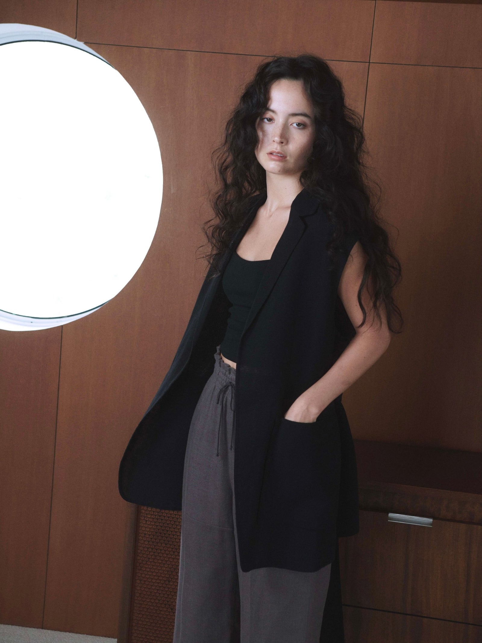 [NOTHING WRITTEN] VERA REVERSIBLE ベスト★新作・24AW★韓国★ NOTHING WRITTEN(ナッシングリトゥン) ベスト・ジレ(レディース