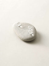 深川瑞恵  石とガラスのオブジェ ＜stone to burgeon（芽ぶく石）＞ 1