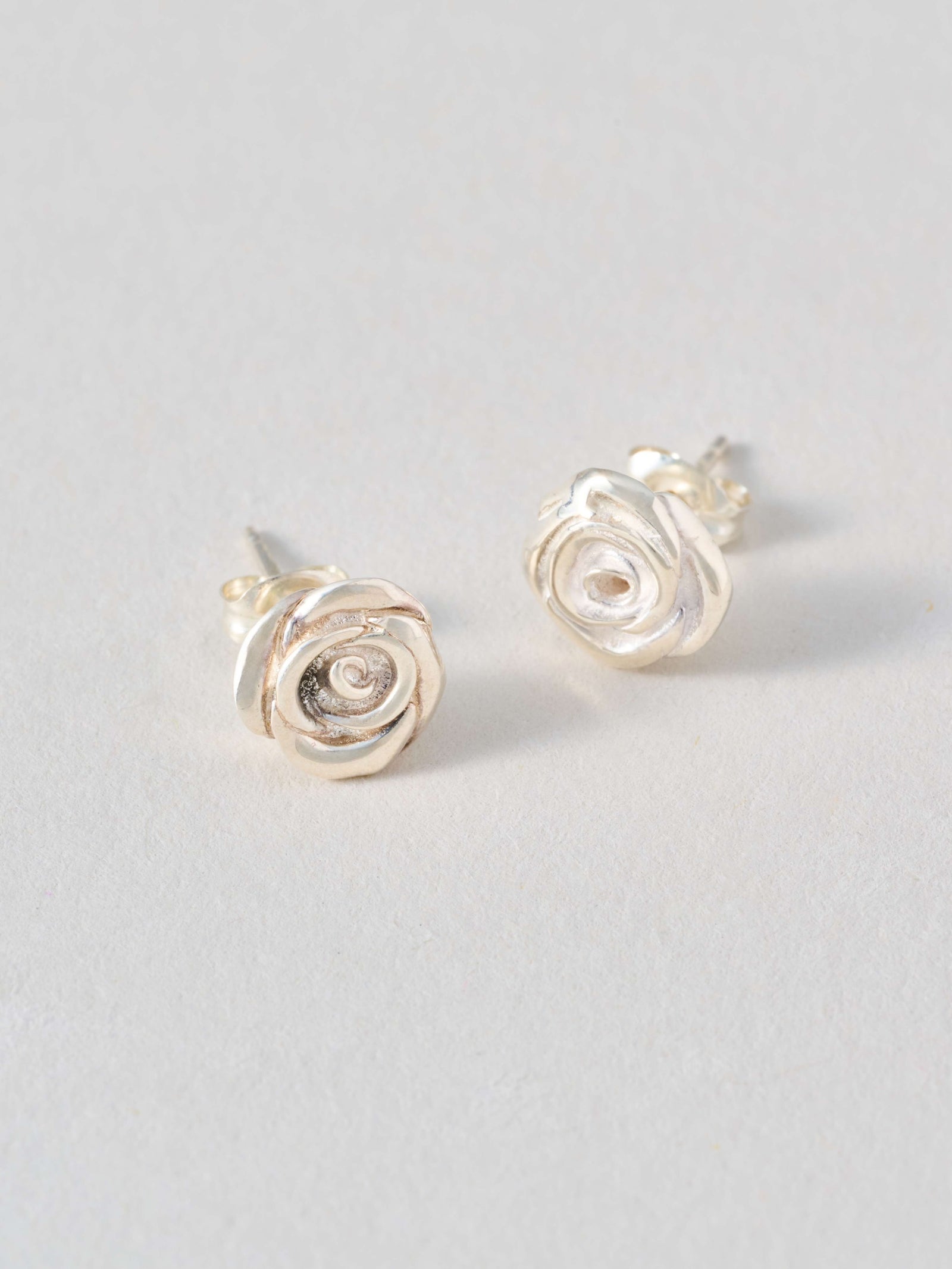 Valentine｜ヴァレンタイン Rose Earring バラモチーフ ピアス silver