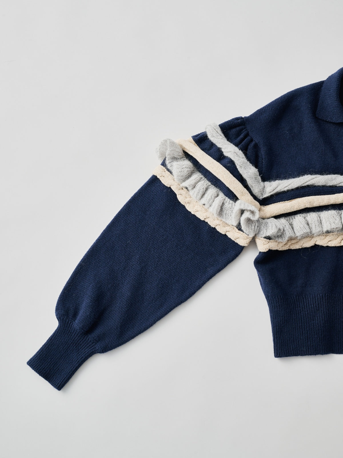 Textured Ruffle Sleeve Polo ラッフルスリーブポロニットトップ
