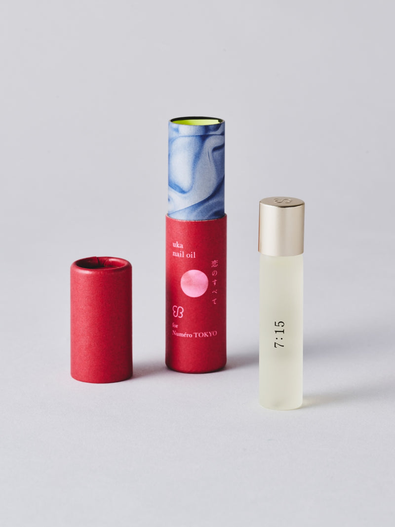 書籍『恋のすべて』（直筆Wサイン入り）＋uka nail oil 恋のすべて for Numero TOKYO（7:15／24:45）