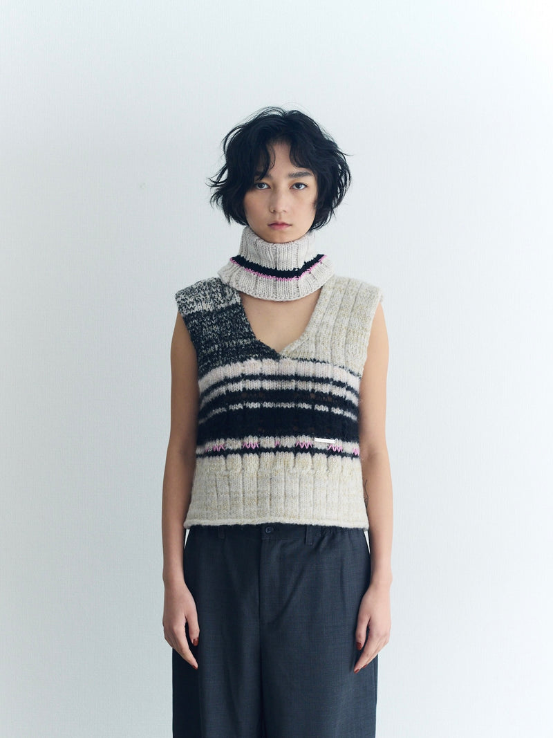 Handmade Knit Vest ハンドメイドニットベスト（ネックウェア付き）