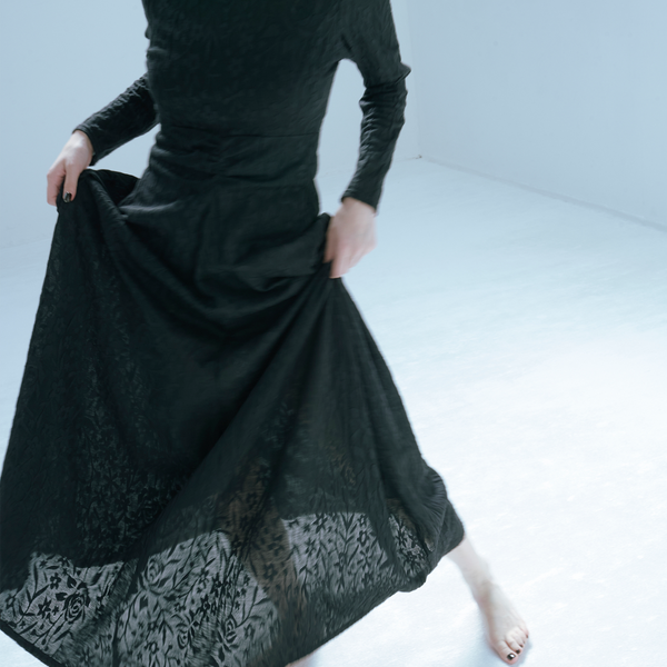 LONG SLEEVE DRESS 